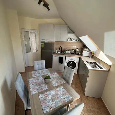 Happy 2 Apartament