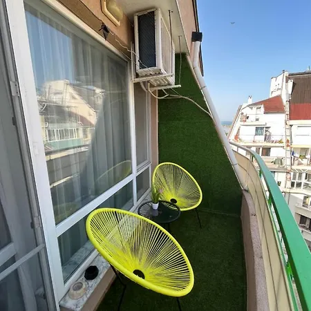 Happy 2 Apartment Burgas